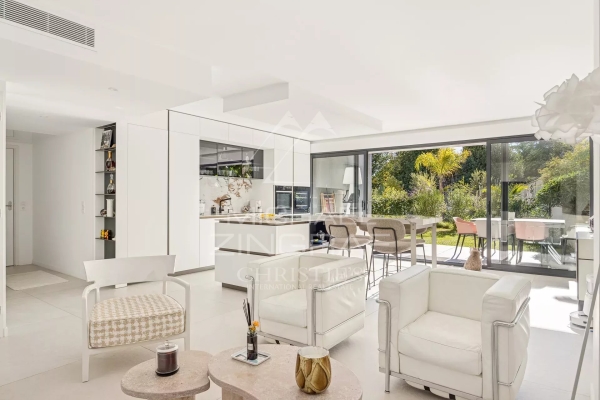 Luxury Apartment for sale in Antibes, 970 000 €, Photo 4