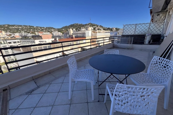 Luxury Apartment for rental in Cannes, 2 100 €, Photo 1