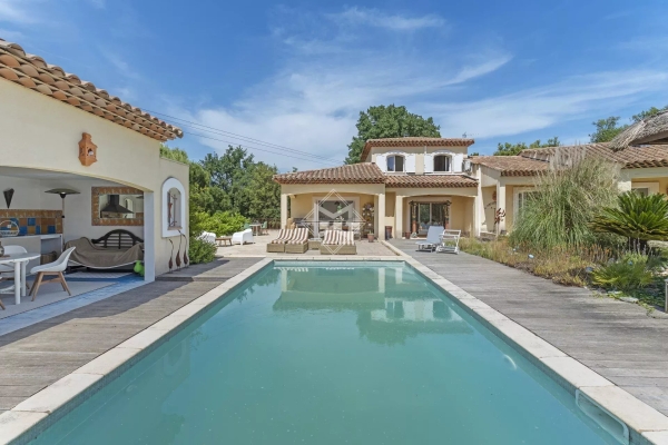 Luxury House for sale in Bormes-les-Mimosas, 1 650 000 €, Photo 2
