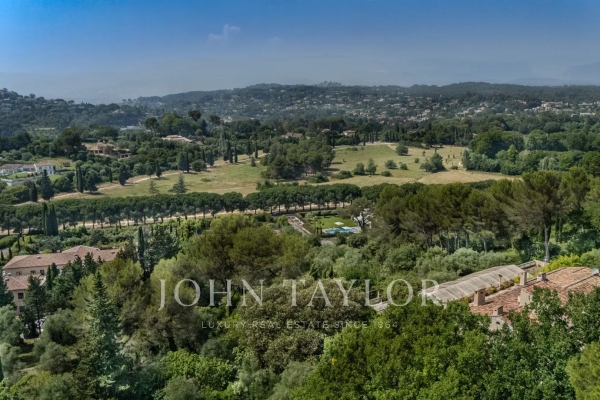 Maison de luxe à vendre à Mougins, 7 000 000 €, Photo 3