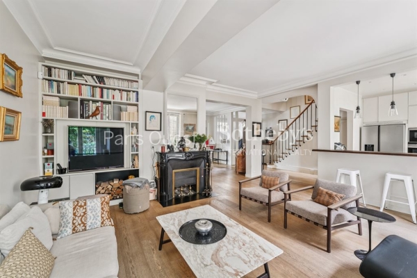 Maison de luxe à vendre à Neuilly-sur-Seine, 4 200 000 €, Photo 1