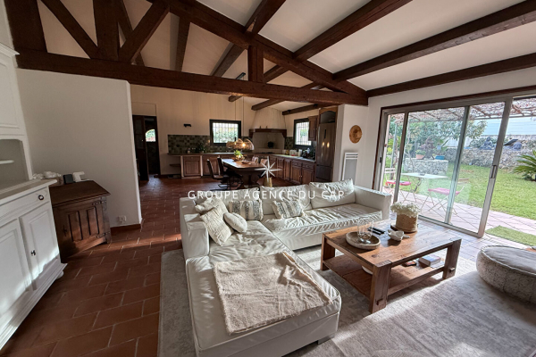 Maison de luxe à vendre à Roquebrune-sur-Argens, 595 000 €, Photo 3