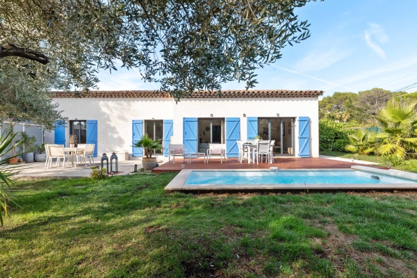 Maison de luxe à vendre à Mougins, 950 000 €, Photo 1