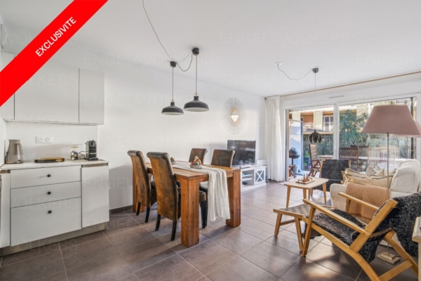 Appartement de luxe à vendre à Fréjus, 319 000 €, Photo 1