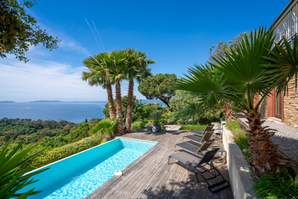 Maison de luxe à vendre à Rayol Canadel sur Mer, 2 979 000 €, Photo 1