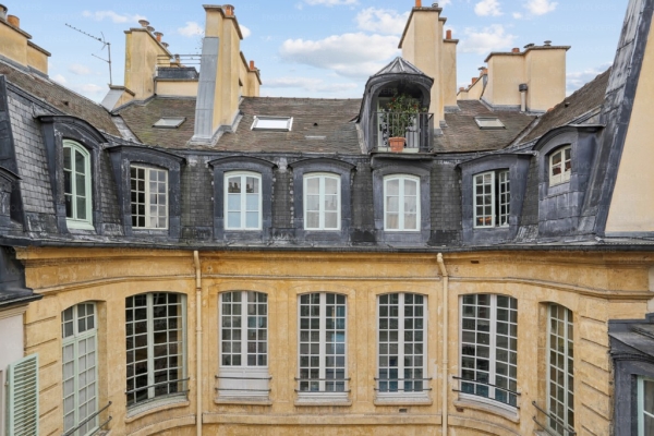 Luxury Apartment for sale in Paris 6Ème, 1 300 000 €, Photo 1