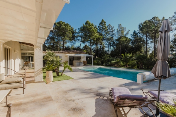 Maison de luxe à vendre à Roquebrune-sur-Argens, 1 480 000 €, Photo 2