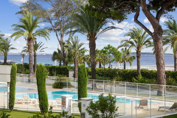 Appartement de luxe à vendre à Cannes, 374 000 €, Photo 2