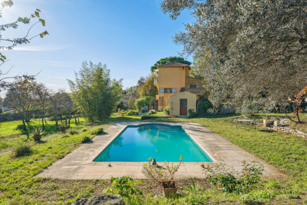 Maison de luxe à vendre à Tourrettes-sur-Loup, 990 000 €, Photo 3