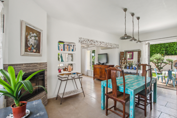 Luxury House for sale in La Croix-Valmer, 840 000 €, Photo 3