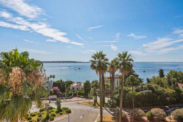 Appartement de luxe à vendre à Le Golfe Juan, 975 000 €, Photo 3
