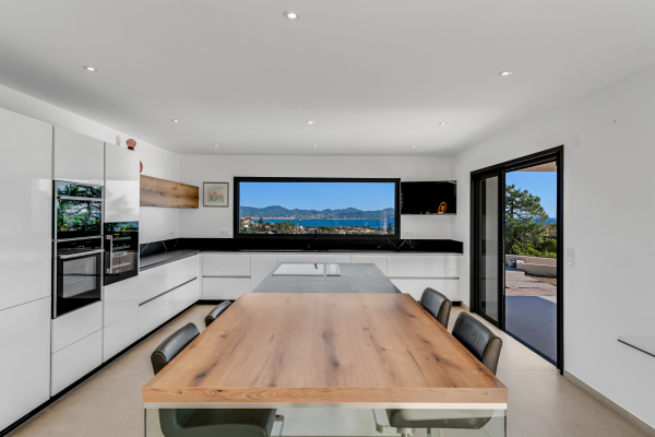 Luxury House for sale in Roquebrune-sur-Argens, 2 490 000 €, Photo 4