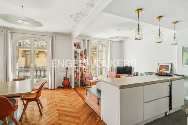 Luxury Apartment for sale in Paris 17Ème, 1 085 000 €