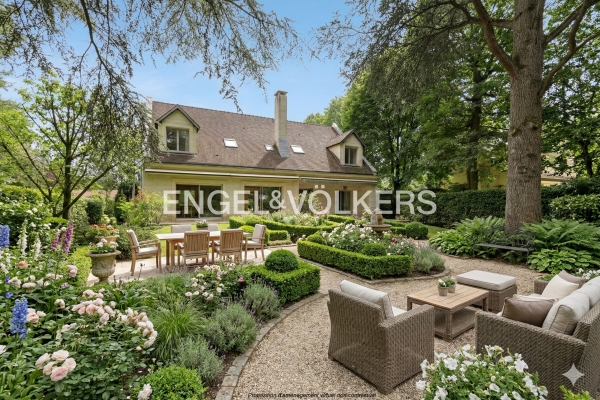 Maison de luxe à vendre à La Celle-Saint-Cloud, 1 750 000 €, Photo 1