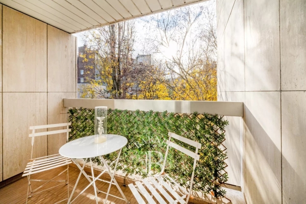 Luxury Apartment for sale in Neuilly-sur-Seine, 1 190 000 €, Photo 2