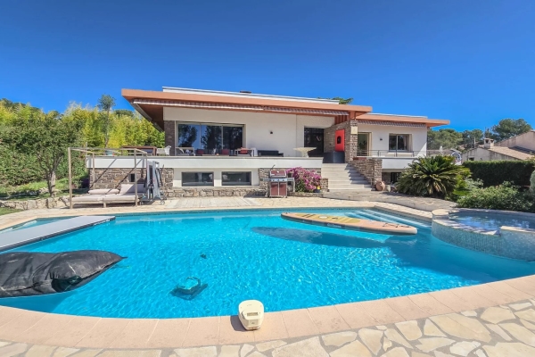 Luxury House for sale in Saint-Raphaël, 1 980 000 €, Photo 2