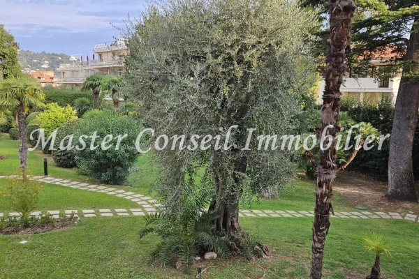 Luxury Apartment for sale in Cannes, 649 000 €, Photo 4