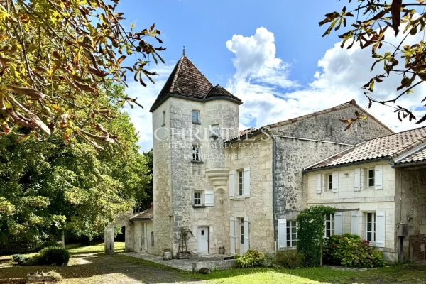 Maison de luxe à vendre à Angoulême, 1 007 000 €, Photo 4