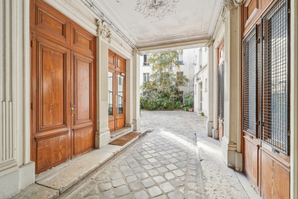 Luxury Apartment for sale in Paris 10ème, 1 190 000 €, Photo 5