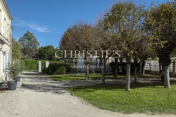 Maison de luxe à vendre à Saint-Jean-d'Angély, 1 255 000 €, Photo 5