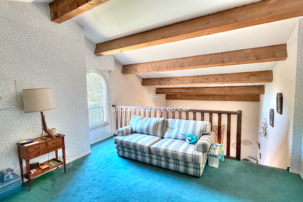 Luxury Apartment for sale in Saint-Raphaël, 450 000 €, Photo 7