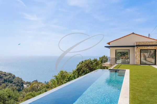 Luxury House for sale in Roquebrune-Cap-Martin, 4 250 000 €, Photo 1