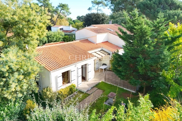 Maison de luxe à vendre à Le Grand Village Plage, 1 180 000 €, Photo 1