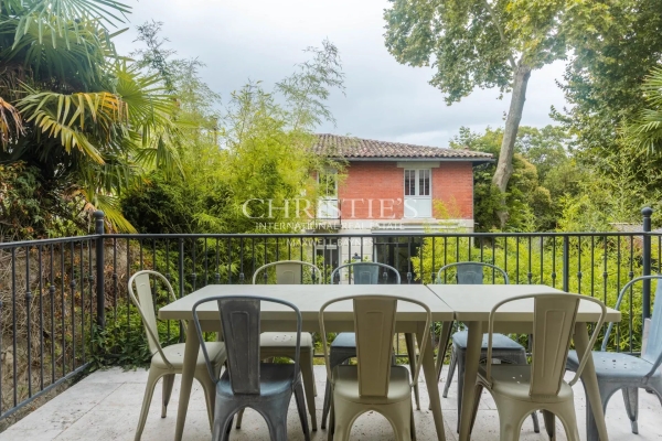 Maison de luxe à vendre à Bordeaux, 2 750 000 €, Photo 2