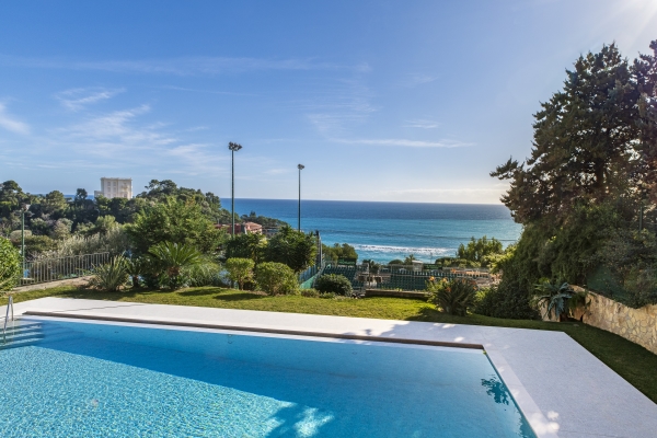 Luxury Apartment for sale in Roquebrune-Cap-Martin, 1 950 000 €