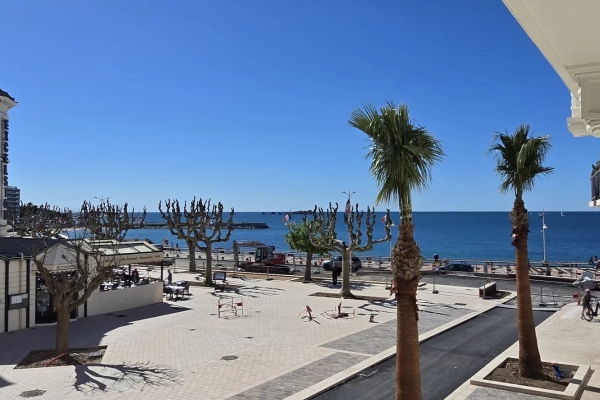 Luxury Apartment for sale in Saint-Raphaël, 1 100 000 €, Photo 1