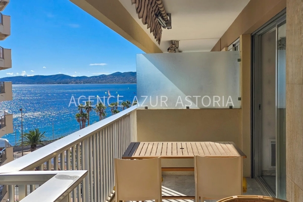 Luxury Apartment for sale in Saint-Raphaël, 685 000 €, Photo 1