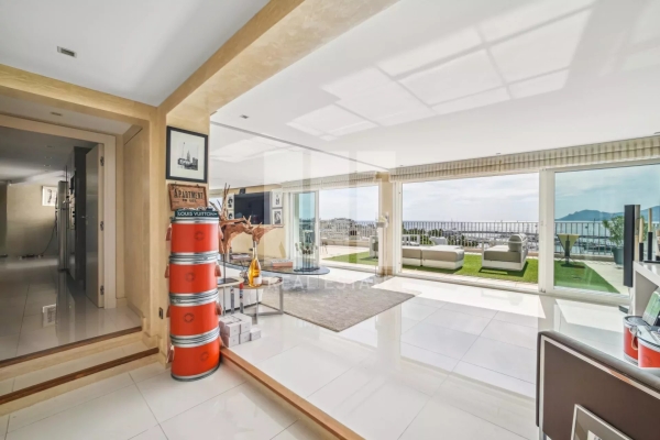 Luxury Apartment for sale in Cannes, 3 850 000 €, Photo 1