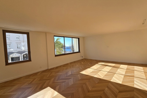 Luxury Apartment for sale in Saint-Raphaël, 995 000 €, Photo 4