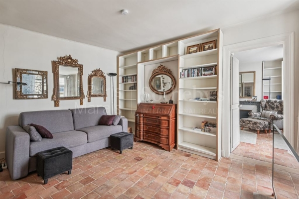 Luxury Apartment for sale in Paris 6Ème, 1 400 000 €, Photo 2