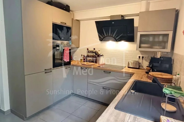 Appartement de luxe à vendre à Six Fours les Plages, 239 000 €, Photo 2