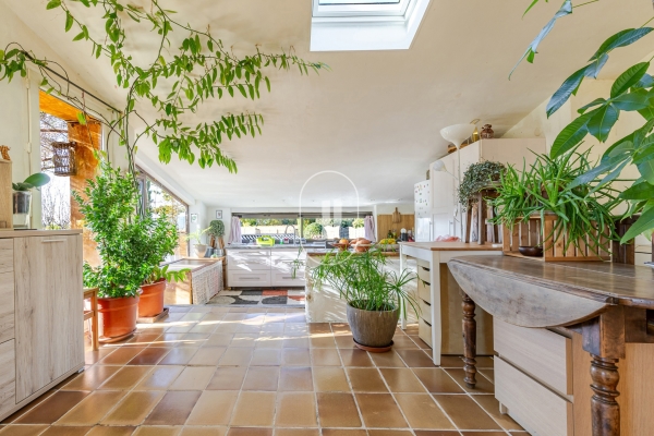 Maison de luxe à vendre à Roussillon, 477 000 €, Photo 3