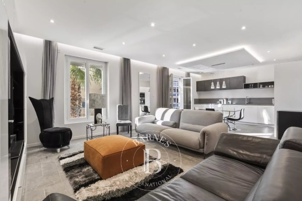 Appartement de luxe à vendre à Sainte-Maxime, 790 000 €, Photo 3