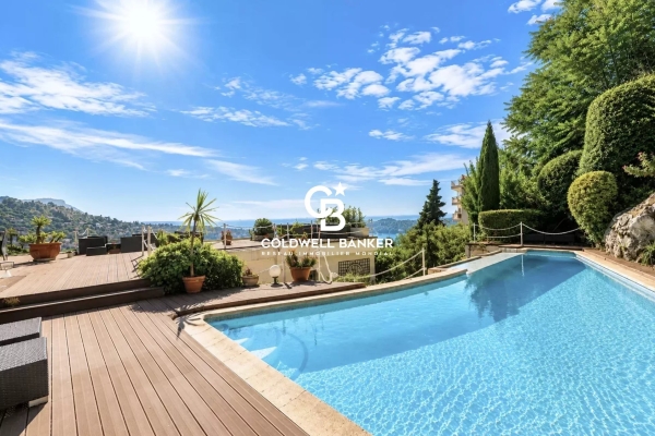 Maison de luxe à vendre à Villefranche-sur-Mer, 3 200 000 €, Photo 1