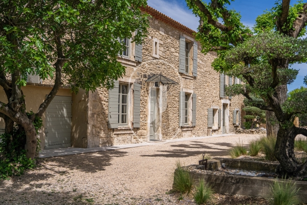 Maison de luxe à vendre à Saint Étienne-du-Grès, 2 995 000 €, Photo 1