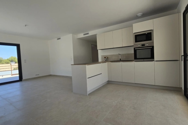 Luxury Apartment for sale in Saint-Raphaël, 680 000 €, Photo 7