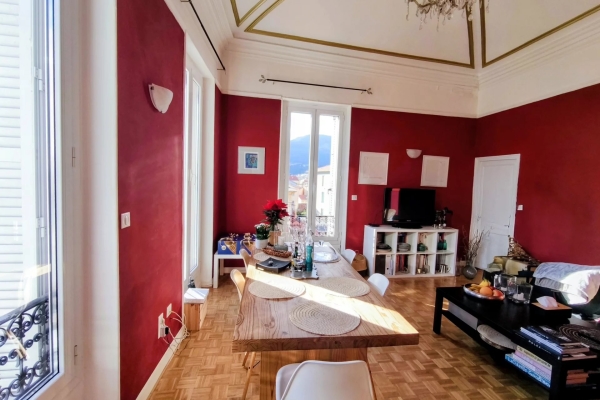 Appartement de luxe à vendre à Menton, 480 000 €, Photo 1