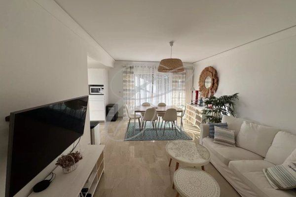 Luxury Apartment for sale in Antibes, 450 000 €, Photo 2