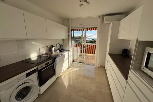 Luxury Apartment for sale in Antibes, 450 000 €, Photo 3