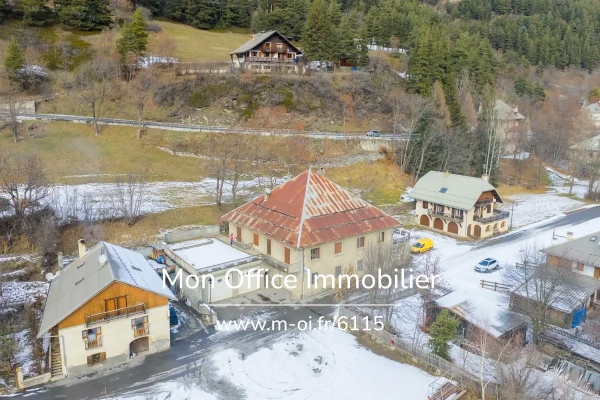 Luxury House for sale in Château-Ville-Vieille, 315 000 €, Photo 1