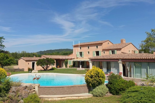 Maison de luxe à vendre à Goult, 2 540 000 €, Photo 1