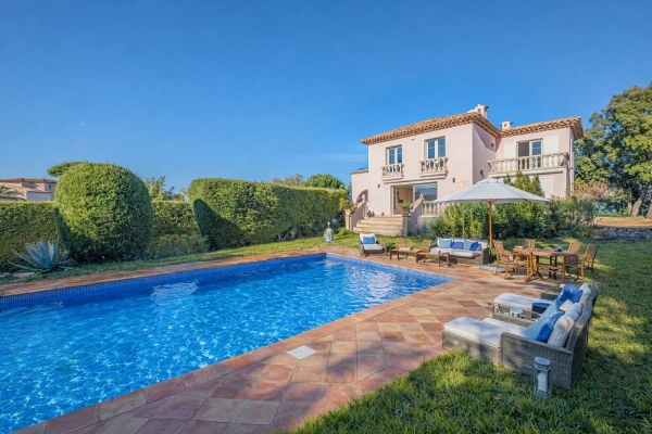 Maison de luxe à vendre à Sainte-Maxime, 1 260 000 €, Photo 2