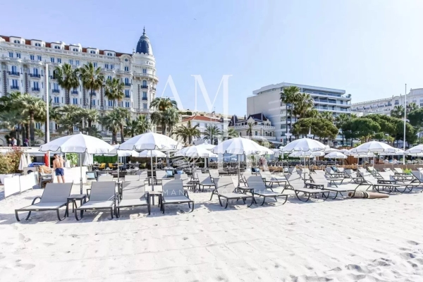 Maison de luxe à vendre à Cannes, 2 572 500 €, Photo 1