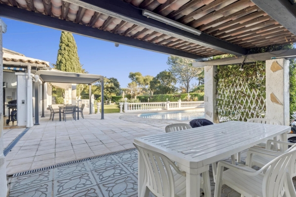 Luxury House for sale in Mougins, 1 170 000 €, Photo 3