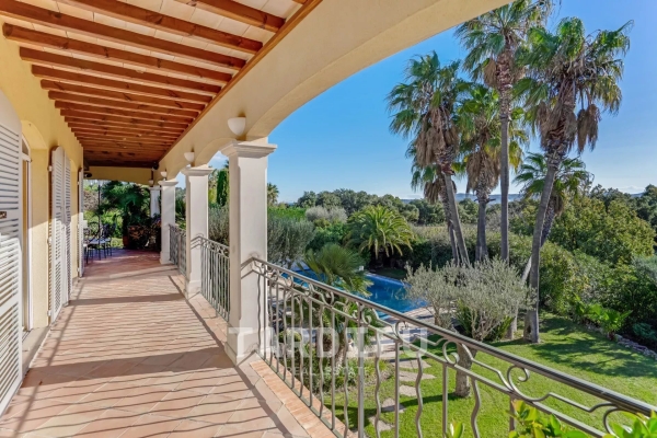 Maison de luxe à vendre à Grimaud, 2 599 800 €, Photo 1