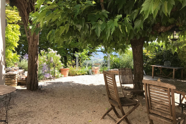 Maison de luxe à vendre à Saint Saturnin les Apt, 546 000 €, Photo 2
